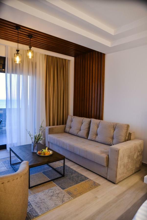 Pino Boutique Hotel Улцинь Экстерьер фото