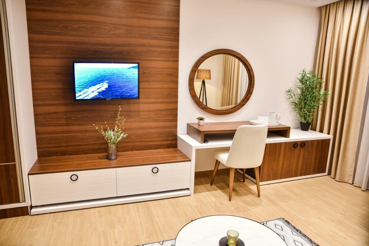 Pino Boutique Hotel Улцинь Экстерьер фото