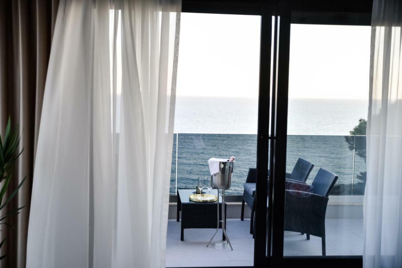 Pino Boutique Hotel Улцинь Экстерьер фото