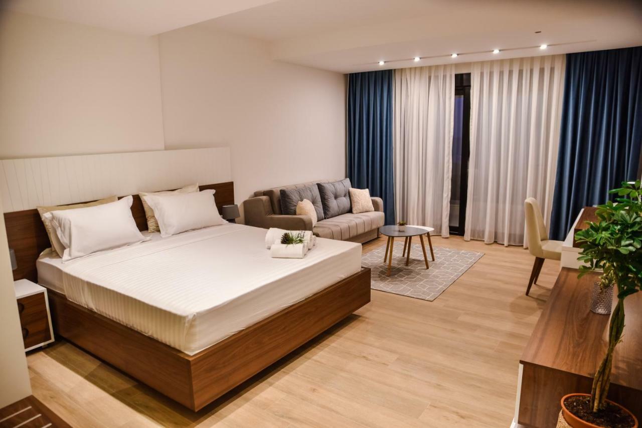 Pino Boutique Hotel Улцинь Экстерьер фото